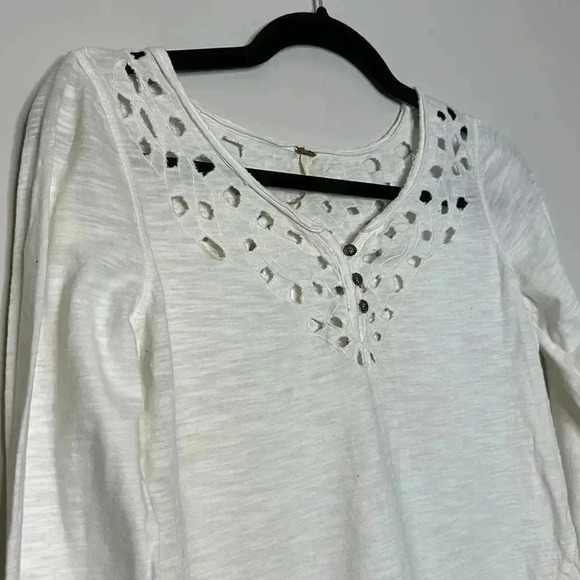FREE PEOPLE Ivory 'Blue Luna' CutoutHenley Top - Picture 6 of 9